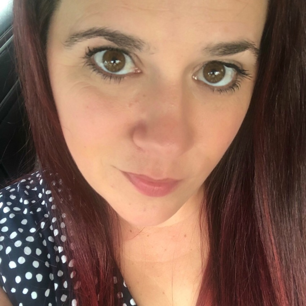 Meet your Posher, Jeanyfer